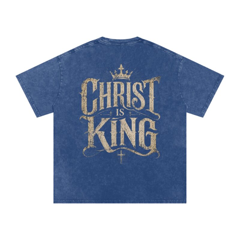 Christ is King Oversized T-Shirt (Snow-washed)